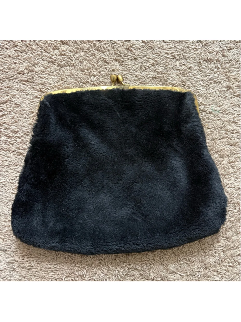 Vintage 50s/60s fuzzy clutch purse